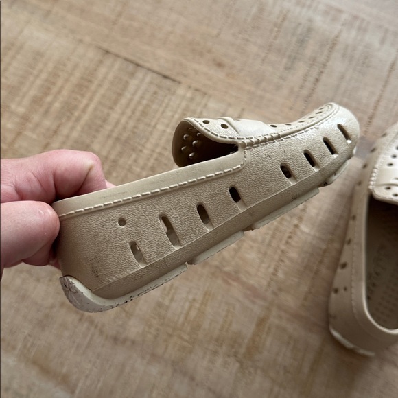 Floafers - Picture 6 of 11